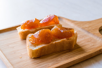 Citrus Jam Bergamot on Bread / Marmalade