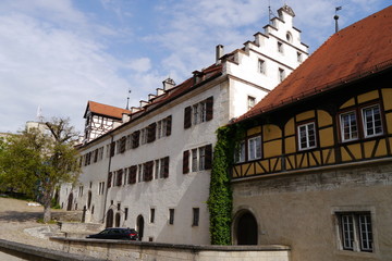 Stufengiebel auf Schloss Hellenstein