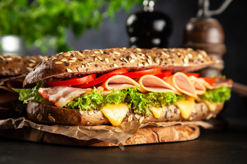 Classic BLT sandwiches