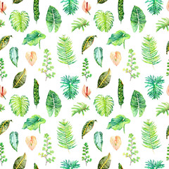 Hand drawn watercolor seamless pattern with tropical leaves 