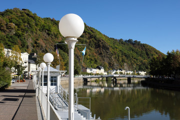Kurstadt Bad Ems mit Uferpromenade an der Lahn in Rheinland-Pfalz - Unesco Weltkulturerbe Great...
