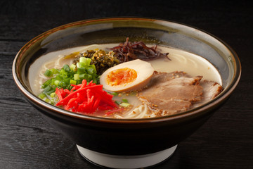 とんこつラーメン