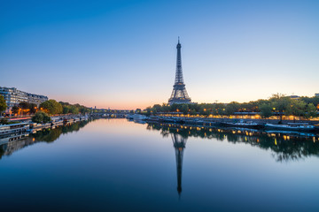 Fototapeta na wymiar Paris Eiffel Tower, France