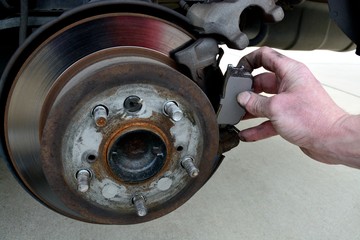 Brake Pad Repair  - 225416668