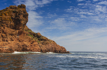 Naklejka premium Rock formation in the atlantic ocean