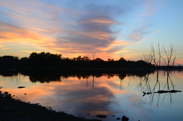 Fototapeta premium sunset over lake