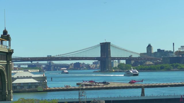 4K (UHD) 25P New Yor City, Lower Manhattan, Ferry - Brooklyn Bridge, feeries and helicopters in the background