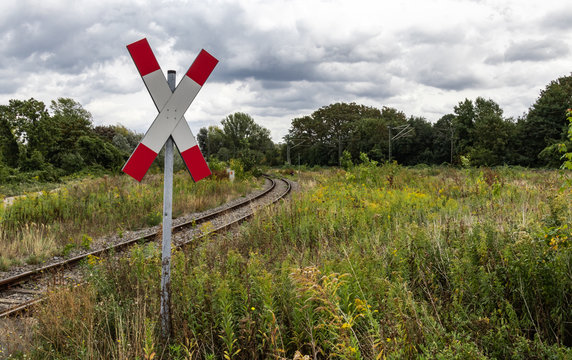 Andreaskreuz an einem Bahn&uuml;bergang