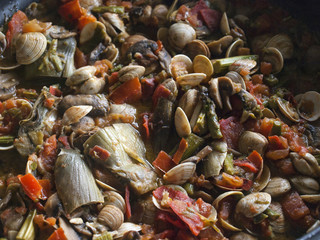 Sofrito con verduras para paella / Stir fry with vegetables for paella