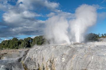 Pohutu Geyser, Te Puia National Park, New Zealand