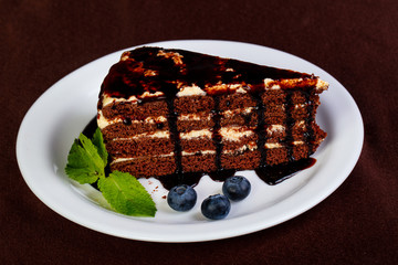 Sponge cake with cream