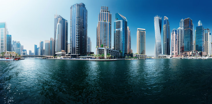 Panoramic view to Dubai Marina Promenade, UAE