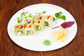Japanese roll with chicken