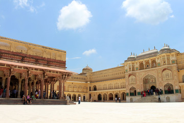 Fototapeta na wymiar The architecture of Amer (or Amber) Fort in Jaipur. One of six Hill Forts of Rajasthan