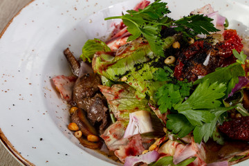 Salad with chicken liver