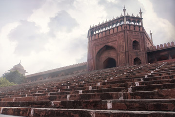 The spectacular architecture of the Great Friday Mosque