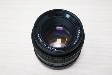 50 mm f 1.7 lens