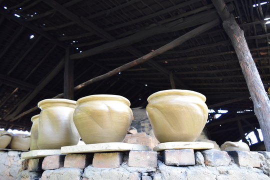 clay pot, handicrafts and ceramics, Maragogipinho, Bahia, Brazil