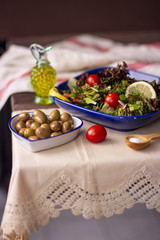 Karışık salatalar