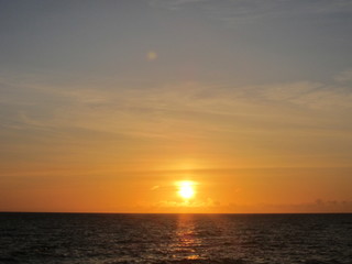 Naklejka premium 日没の海（sunset sea）沖縄 Okinawa Japan