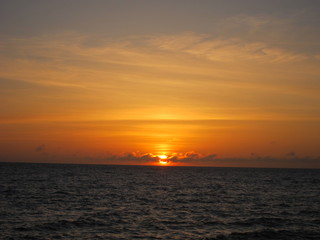 Naklejka na ściany i meble 日没の海（sunset sea）沖縄 Okinawa Japan