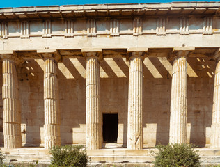 ancient Greek columns