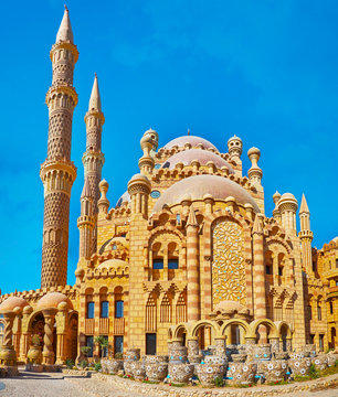 Fountains at Al Sahaba (Al Mustafa) mosque, Sharm El Sheikh, Egypt