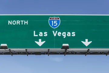 Foto op Plexiglas Interstate 15 north overhead freeway sign leading to Las Vegas, Nevada. © trekandphoto