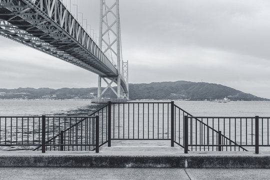 Fototapeta Akashi Kaikyo Bridge in Kobe view art black and white tone