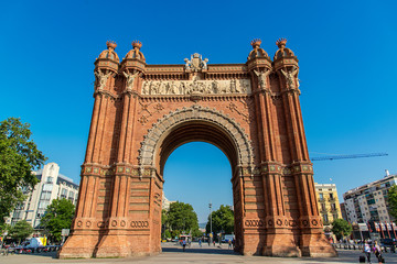 Fototapeta na wymiar Arco del Triunfo Barcelona Triumph Arch, Spain - May 18, 2018.