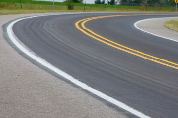 Fototapeta na wymiar Curve in The road