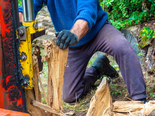 Fire wood and log splitter hydraulic machine