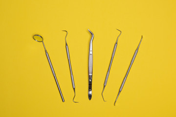Dental Hygiene Kit with Anti Fog Mirror, Tartar Scraper, dental Pick, Scaler and Forceps. Dentistry equipment