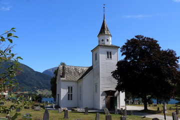Fototapeta na wymiar Beautiful church in Norway Ulvik