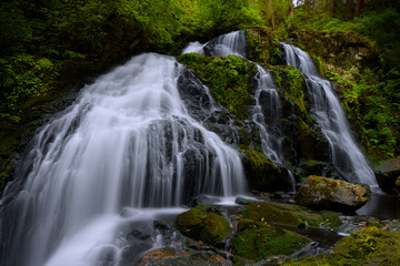 Fototapeta na wymiar Steelhead Falls in Mission, British Columbia.