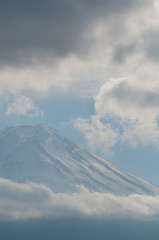 Fototapeta na wymiar 富士山と雲
