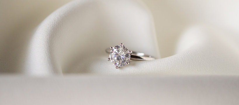 Jewelry Wedding Diamond Ring Close Up