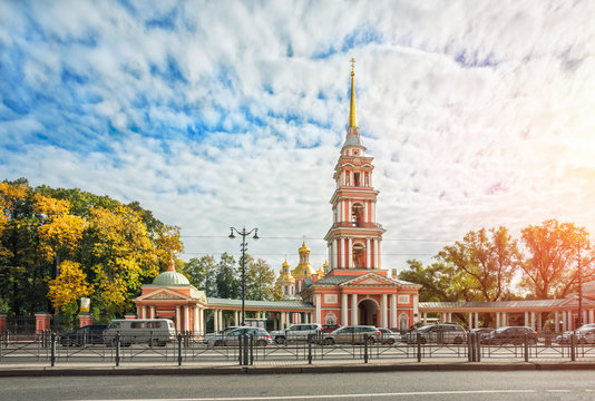 Крестовоздвиженский казачий собор в Санкт-Петербурге осенним днем The Holy Cross Cossack Cathedral
