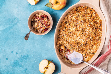 Apple cherry crisp crumble