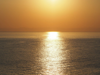 Fototapeta premium 黄金色の夕焼け