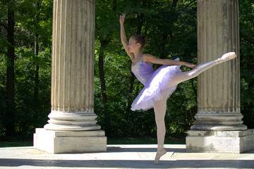 Ballett Tänzerin im Park