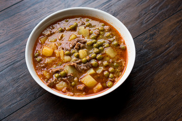 Turkish Food Meaty Green Pea Stew / Stewed Meat Etli Bezelye.
