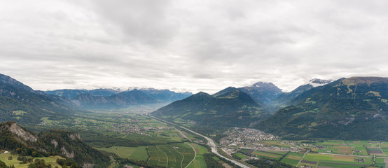 Fototapeta na wymiar mountain panorama landscape in Switzerland near Maienfeld with a great view