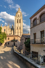 Fototapeta na wymiar The historic Jewish quarter and the Gothic Cathedral of Santa María in Segovia (Spain)