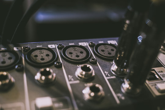 mixer conection panal
