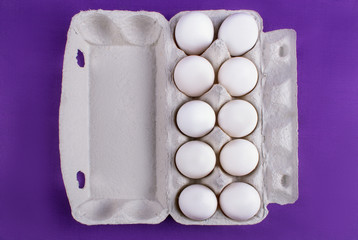 egg tray with eggs