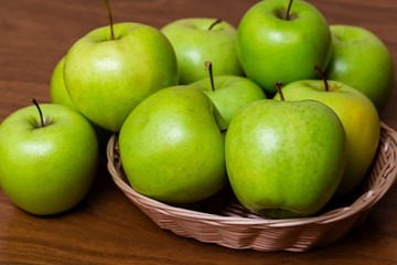 green apples