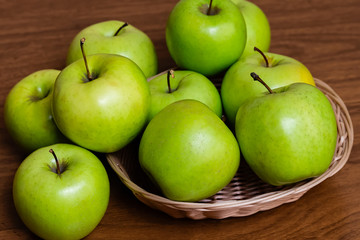 green apples