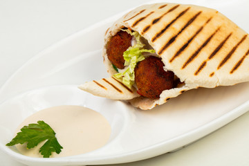 Falafel in the pita