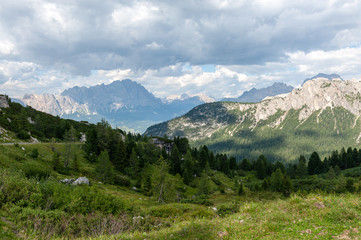 Fototapeta premium Mountain Scenery of the Italian Dolomites on a summers Afternoon